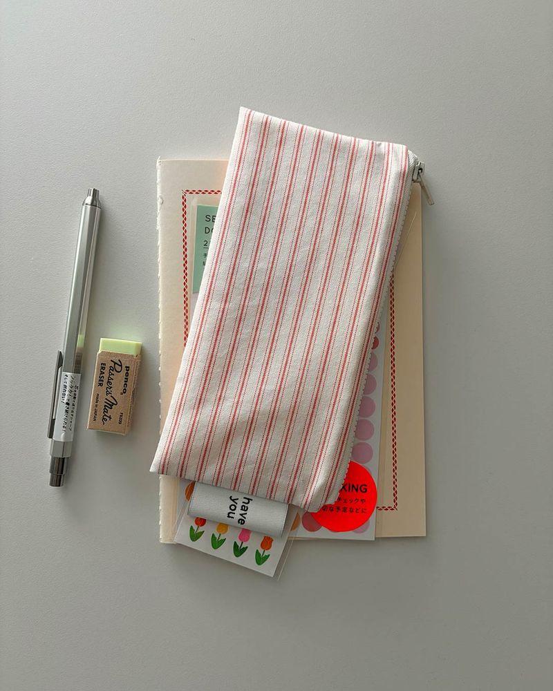 Pin stripe tool pouch - red
