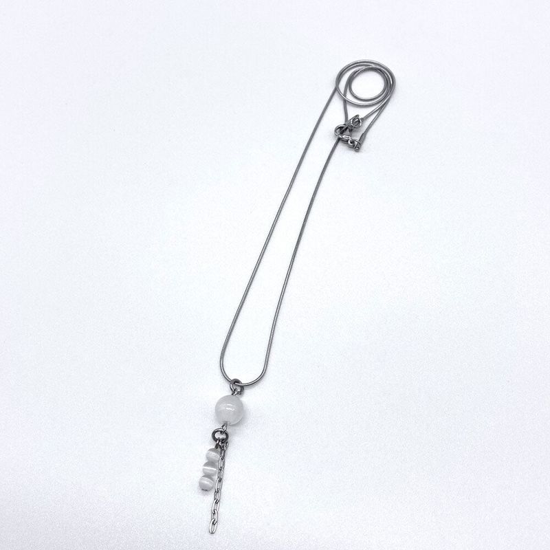 White dew necklace