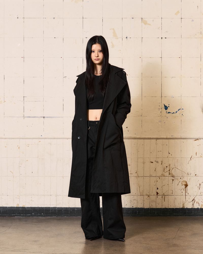 Curved Trench coat (Black)