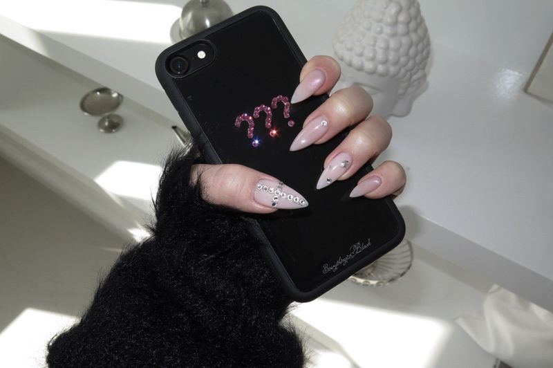 3verythingizblack（エブリティンイズブラック）の「pint stone epoxy bumper case [???]（Smartphone Accessories）」