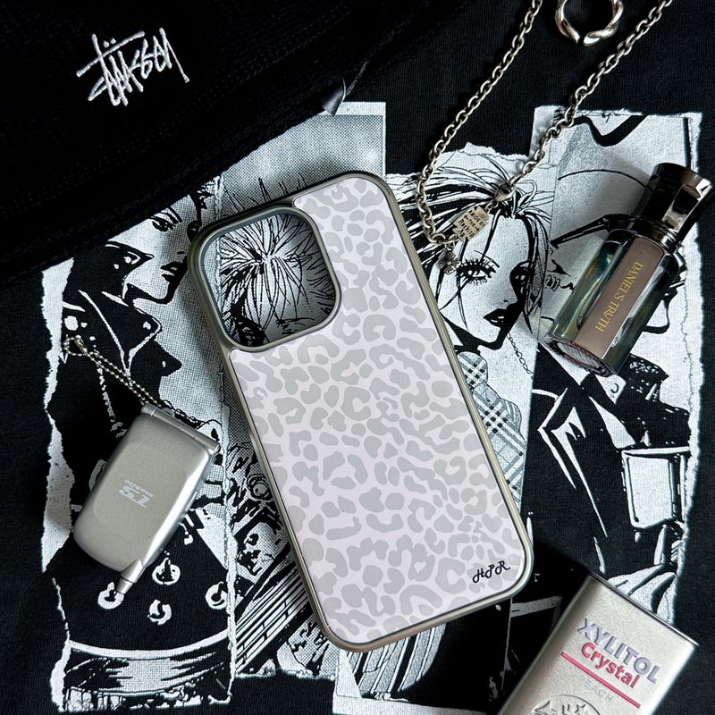 [MADE] Leopard (Purple) Epoxy Silver Bumper iPhone Case