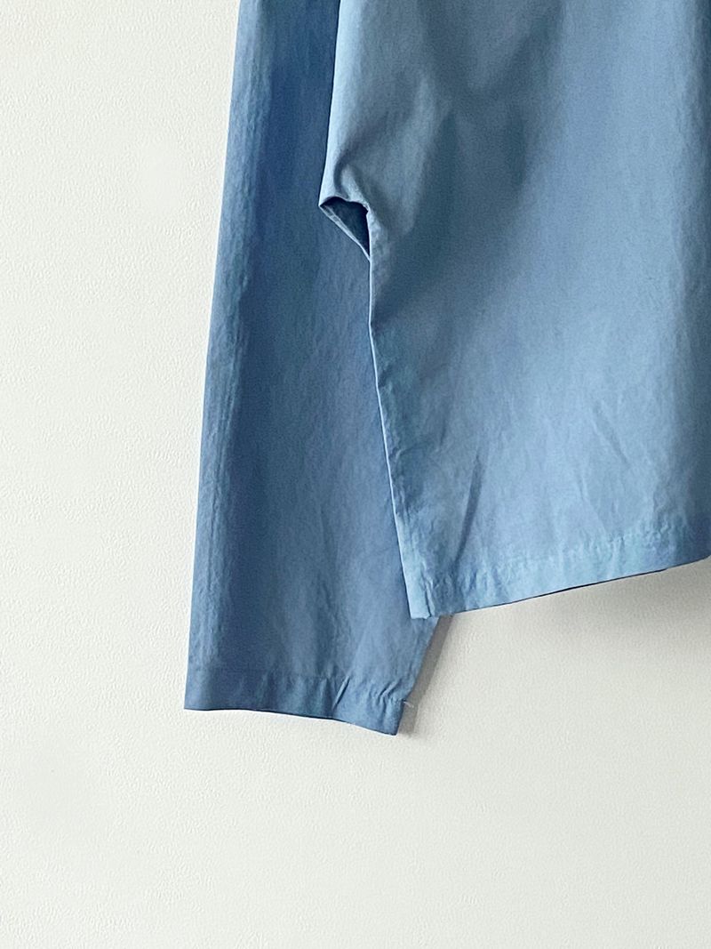 Feminine v-neck shirt