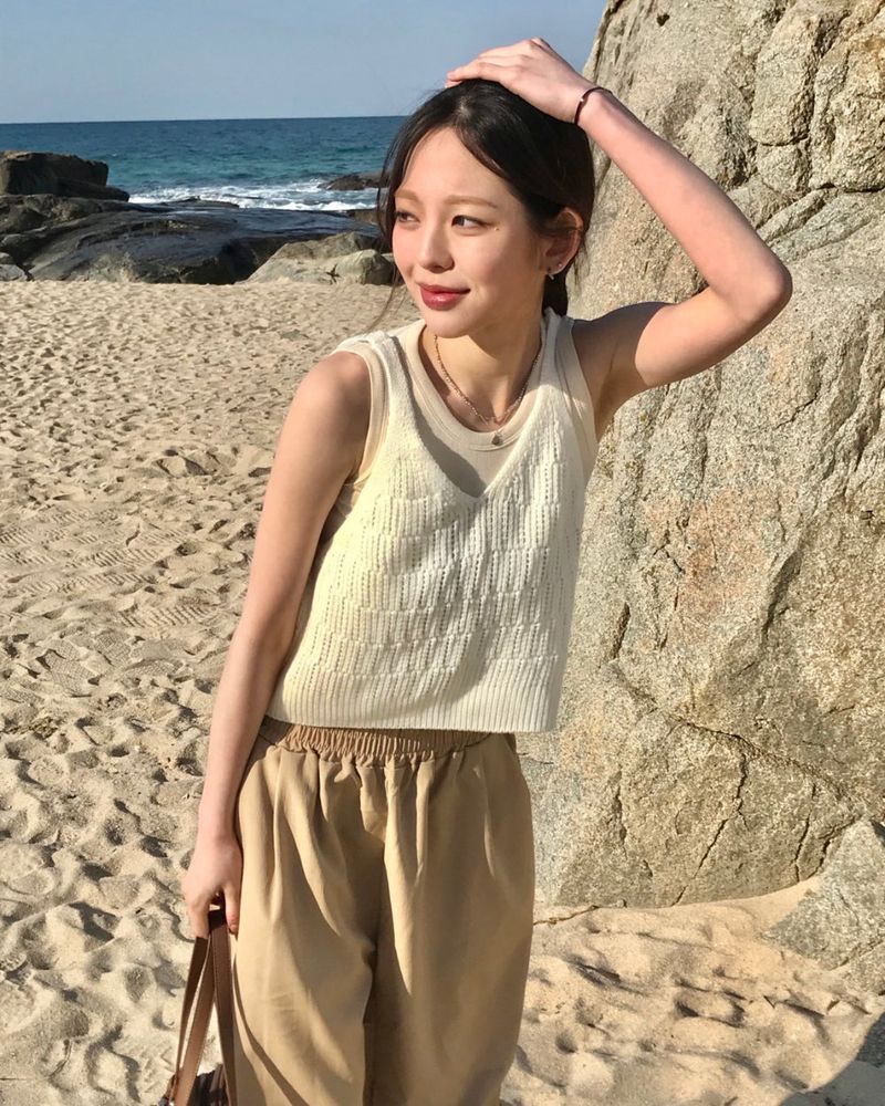 Marissa sleeveless