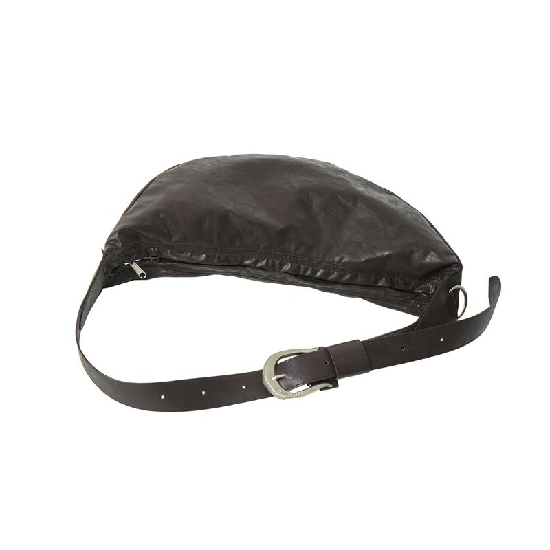 IUGAMAKARAS（イウガマカラス）の「H-Buckle Banana Leather Bag (brown)（Bags）」