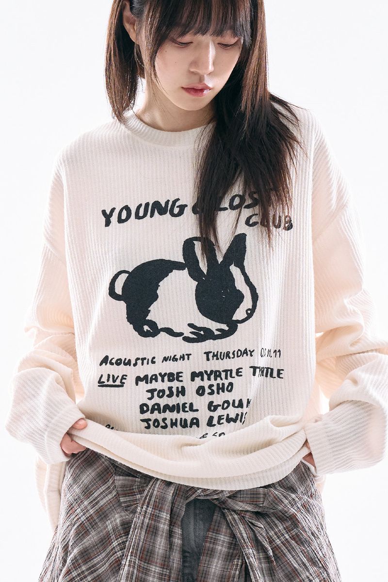 Club rabbit printed knit