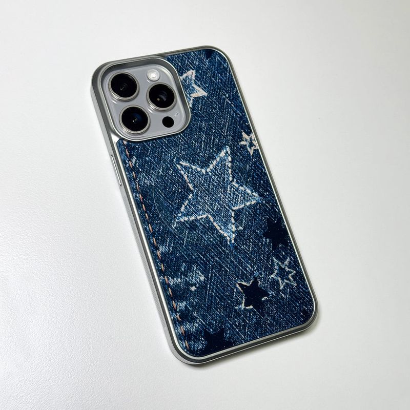 MEMORIESBOUNDARY(メモリーズバウンダリー)の「Faded Denim Stardust Phone Case Blue Indigo (SV_MagSafeGlass)(Smartphone Accessories)」