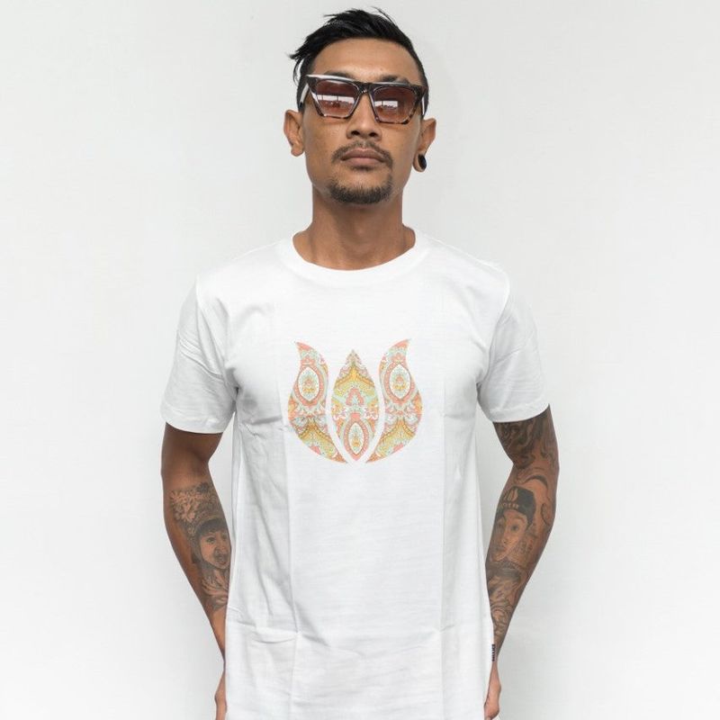 Paisley Tee