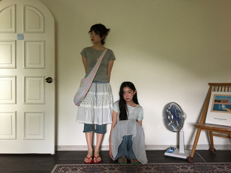 YWD COLOR-BLOCK FLORAL SKIRT (2color)