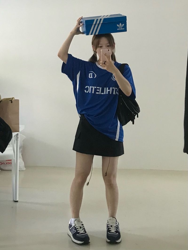Healing mini skirt