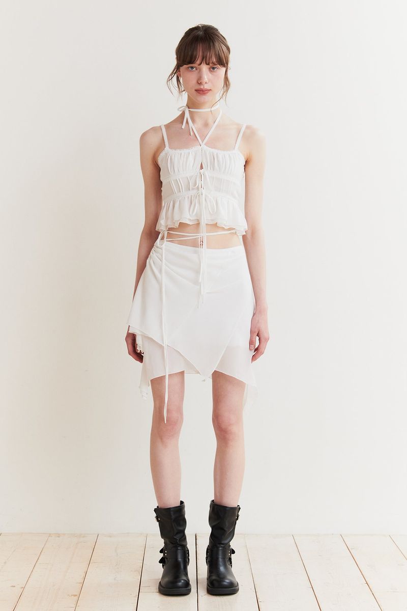 WHISPER BUTTON TOP white