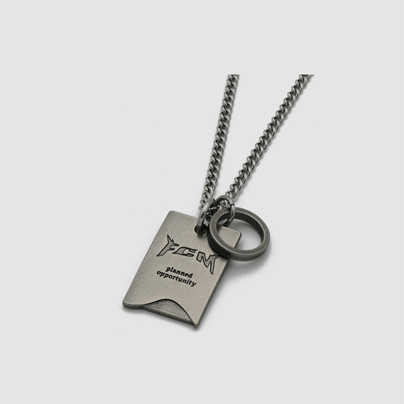 BROKEN NECKLACE