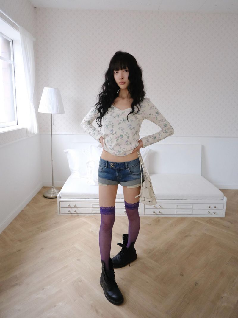 timelineseoul（タイムラインソウル）の「ロールアップデニムショーツ（パンツ）」