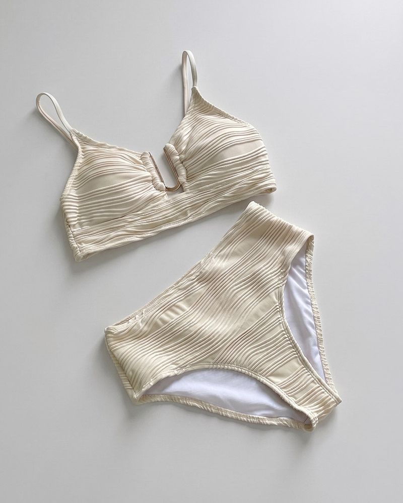 Mellow shirring bikini