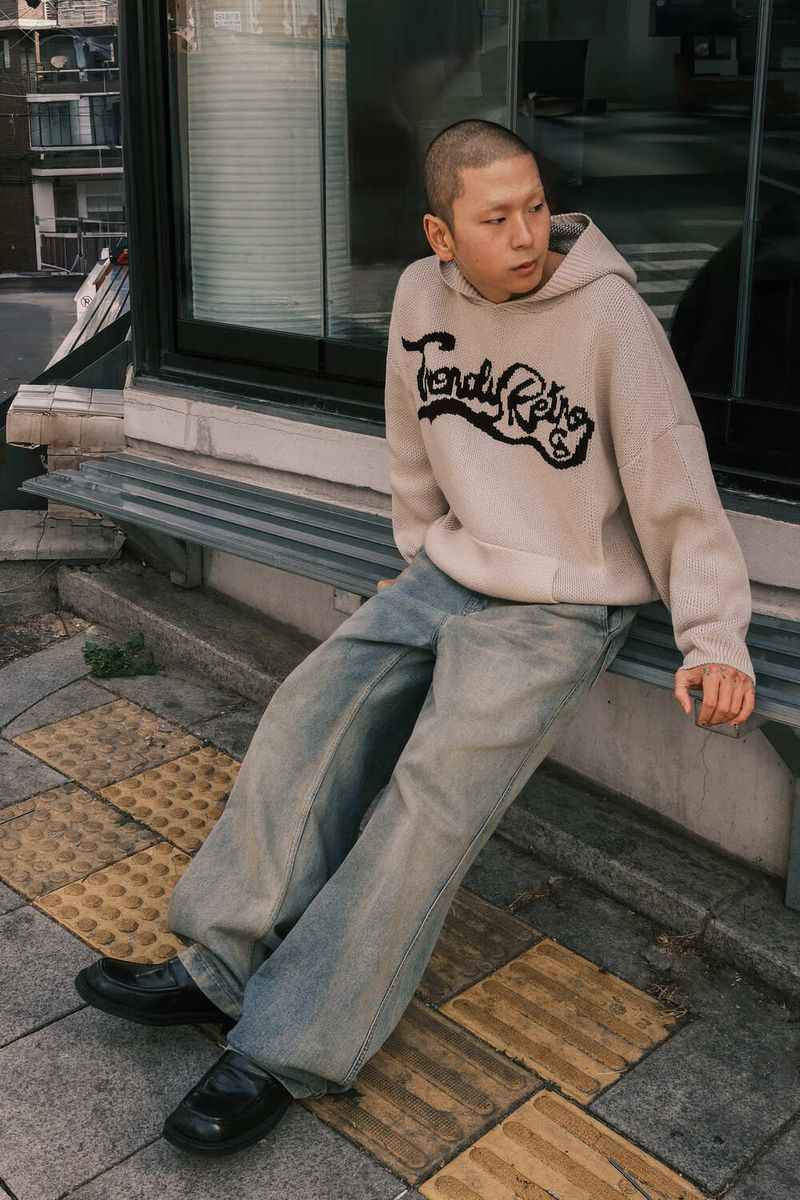 RE: WAVE LOGO KNIT HOODIE - IVORY