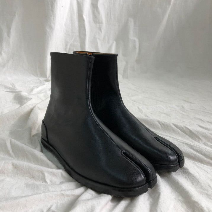 Tabi Boots
