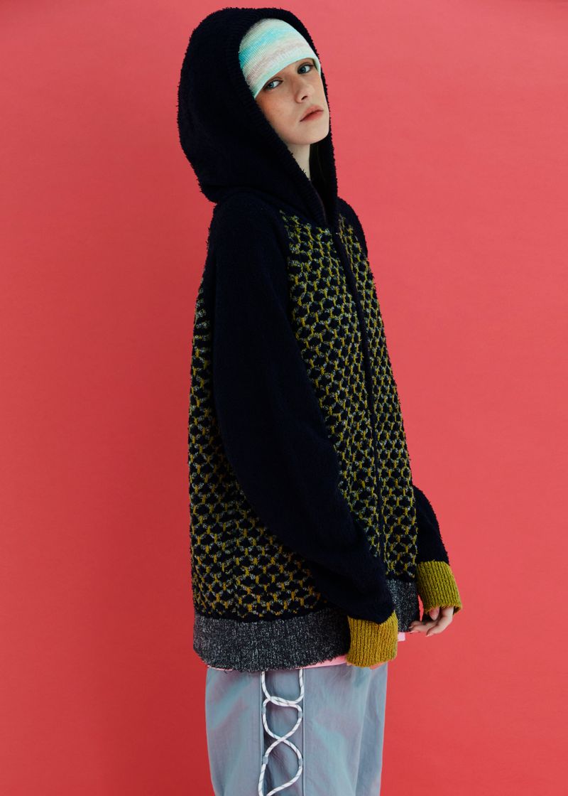 EMBOSSING CLOVER KNIT ZIP-UP HOODIE / NAVY
