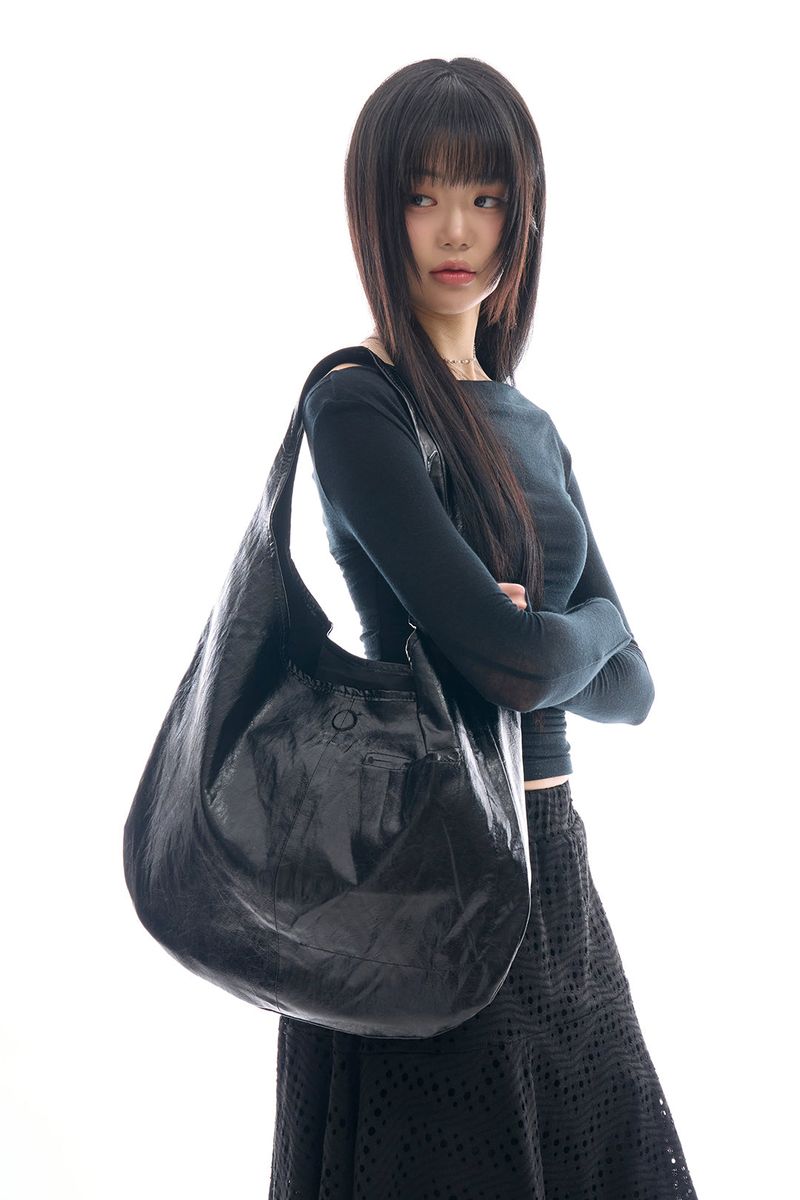 Maelle glossy leather shoulder bag