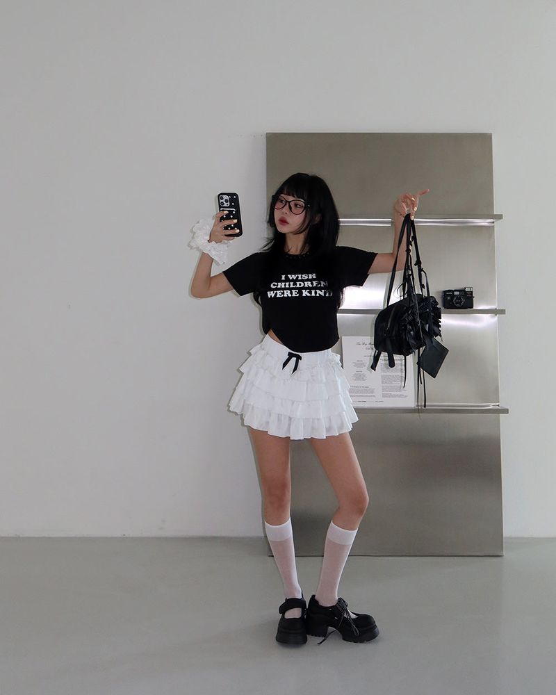 Delight-J（ディライトジェイ）の「ウィッシュ レタリング クロップド半袖 T シャツ（トップス）」