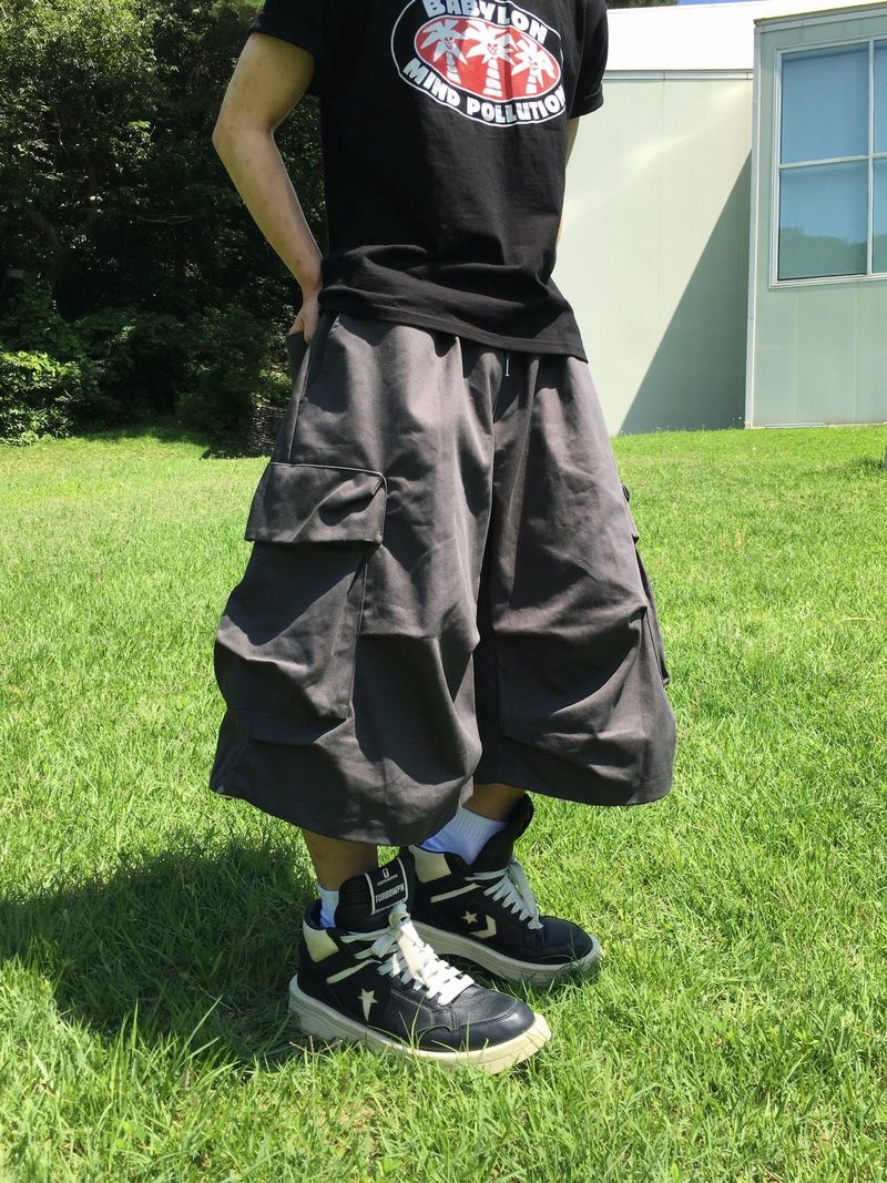 DISCERNMENT（ディサーンメント）の「マッドピンタックバミューダカーゴパンツ 3C（パンツ）」