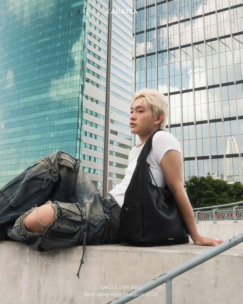 SHOULDER BAG BLACK M  | TAG K SILVER (FREE)
