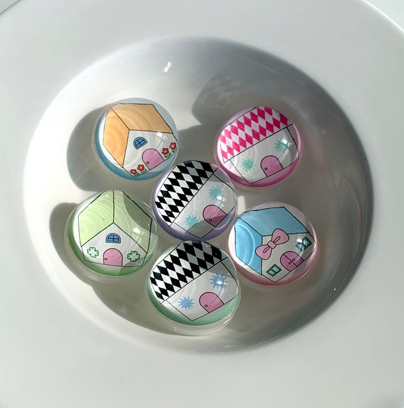 oddonoff（オッドオンオフ）の「Odd House Tok（Smartphone Accessories）」