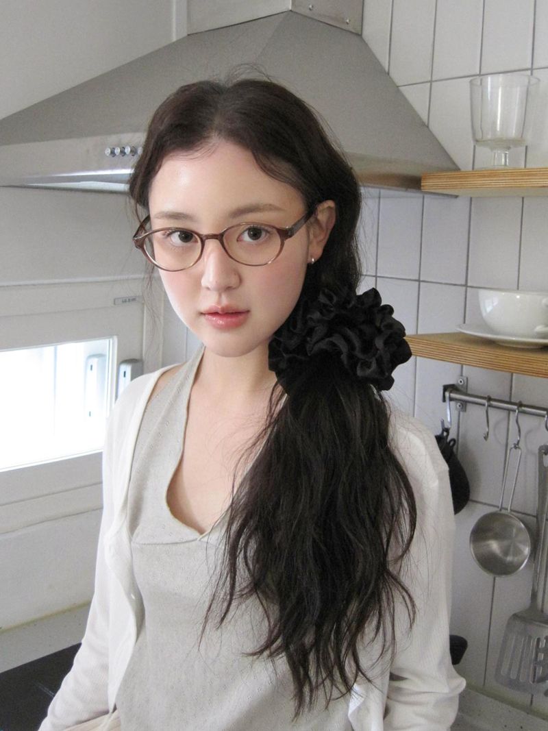 After Frill Scrunchie (Black)