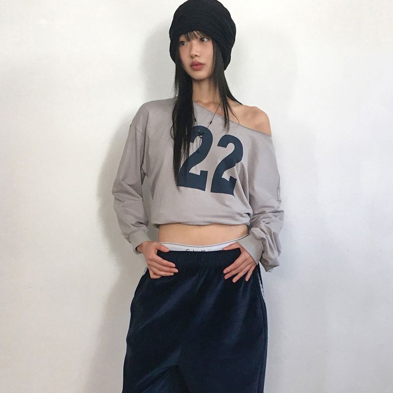 Twotwos one off-shoulder y2k sweatshirt