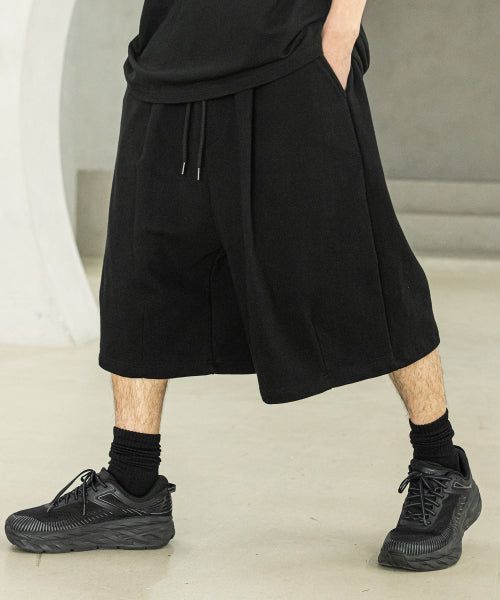 BERMUDA ONE TUCK BALLOON WIDE SHORT PANTS MSFSP003-BK