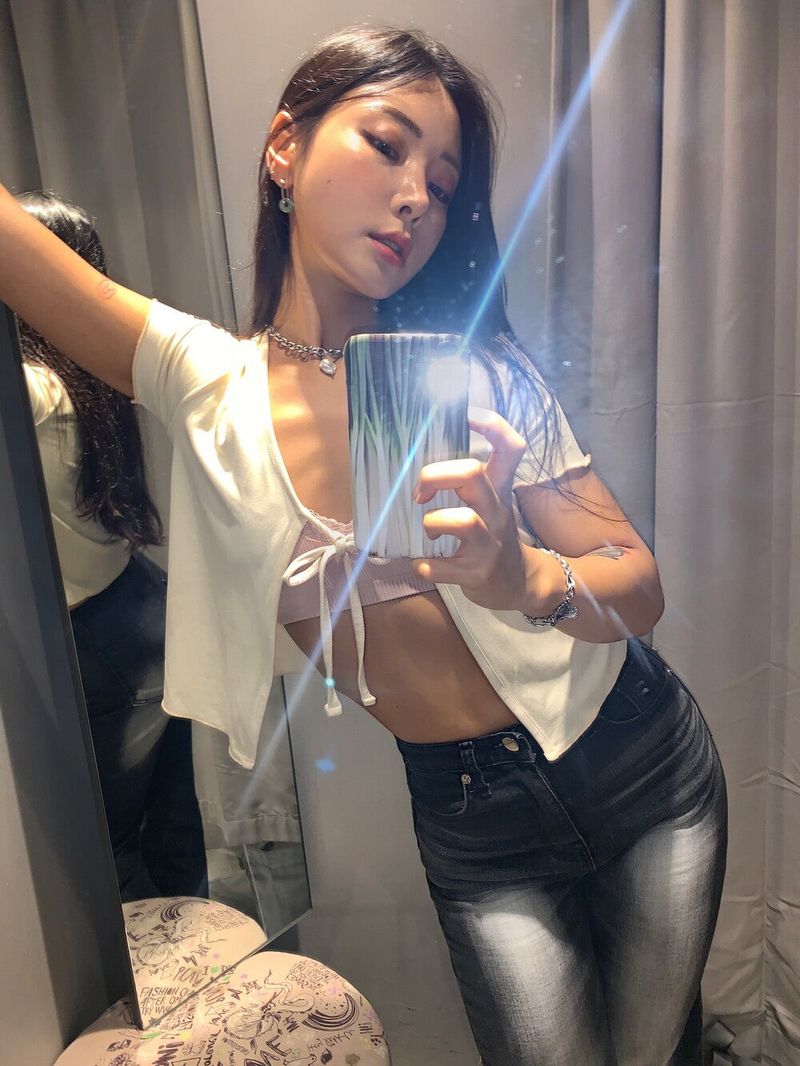 white pearl chain necklace