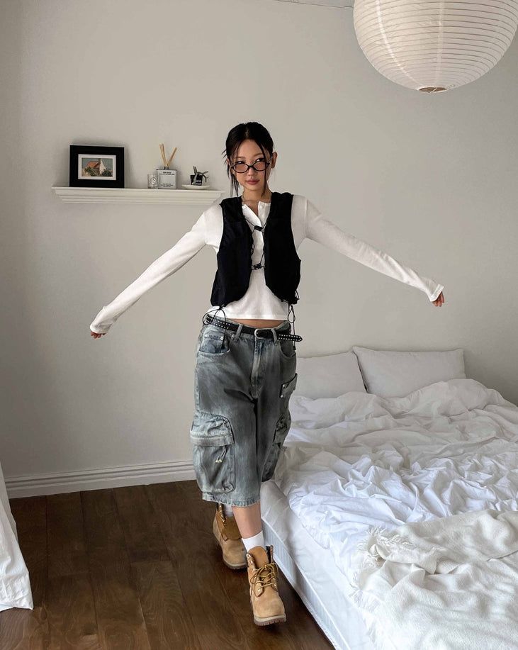 Lining string buckle crop vest