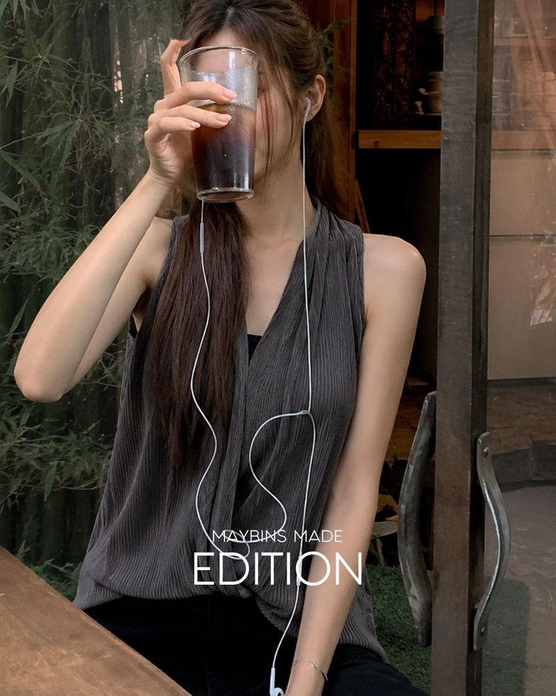 MAYBINS(メイビンス)の「MADE. YUER pleated halter top(Tops)」