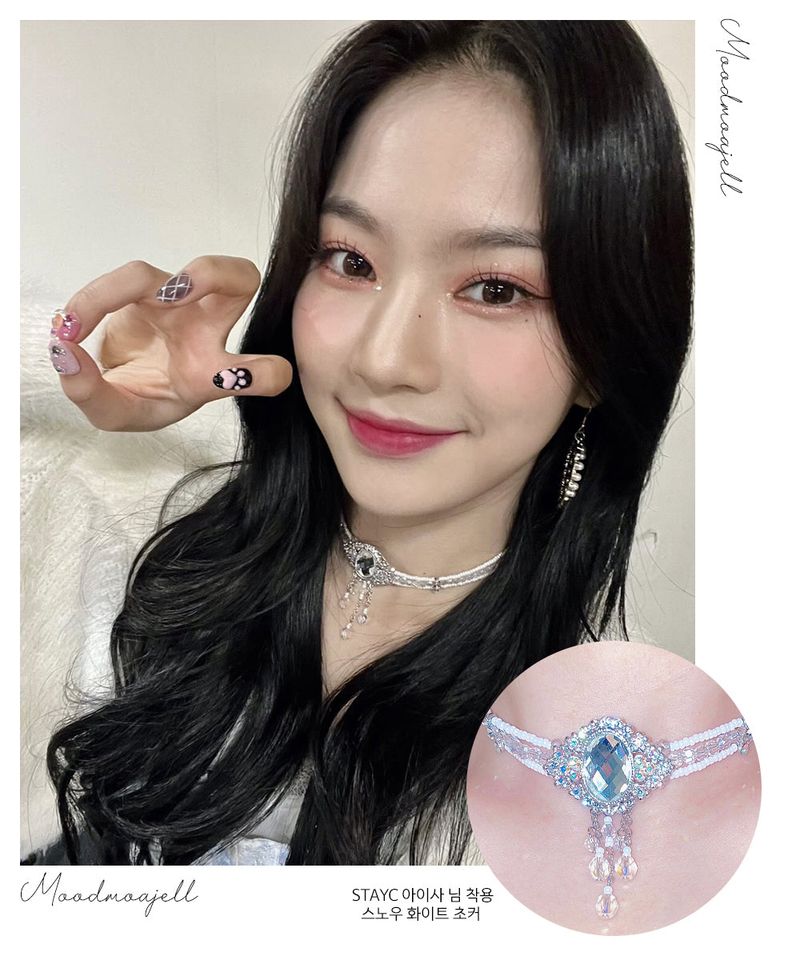 snow white choker
