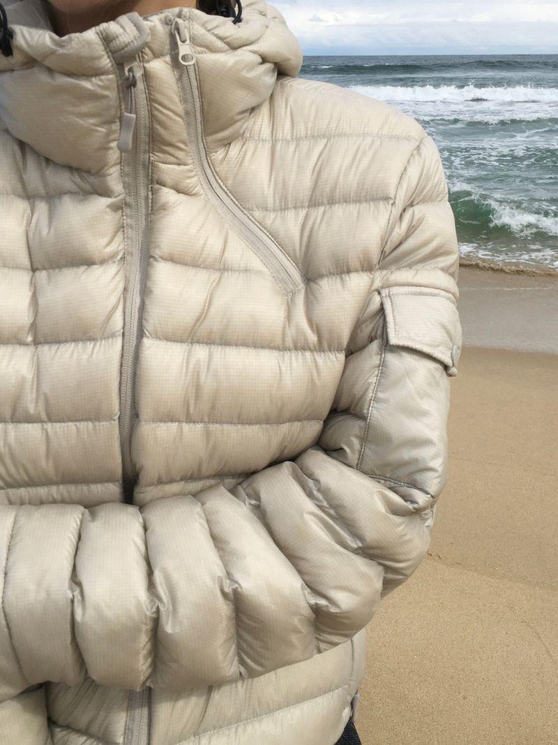[Fill Power 600] Atomic Premium Down Hood Lightweight Padding (4c)