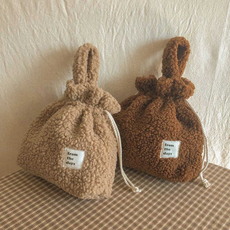 【MADE】Dumble fur string hand bag