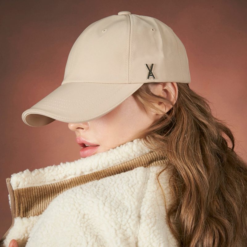 Silver stud over fit ball cap