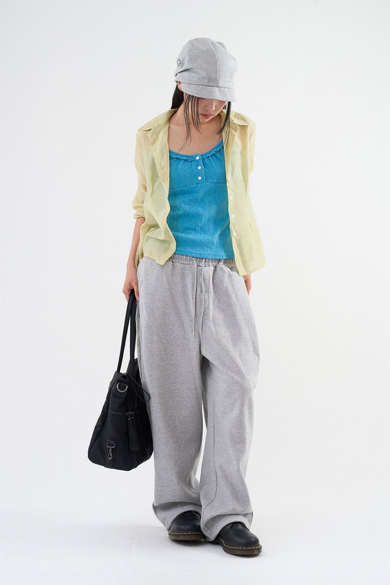 Cinch back strap sweatpants