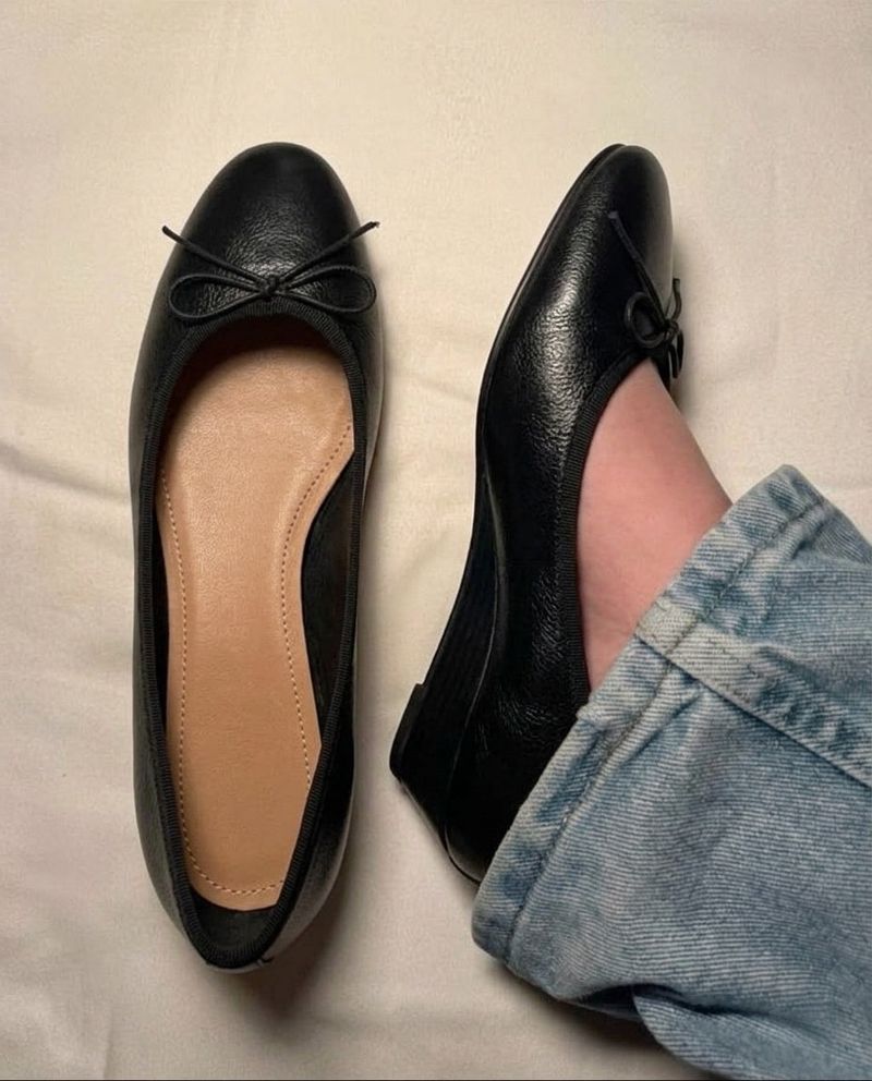 round toe wedge flats