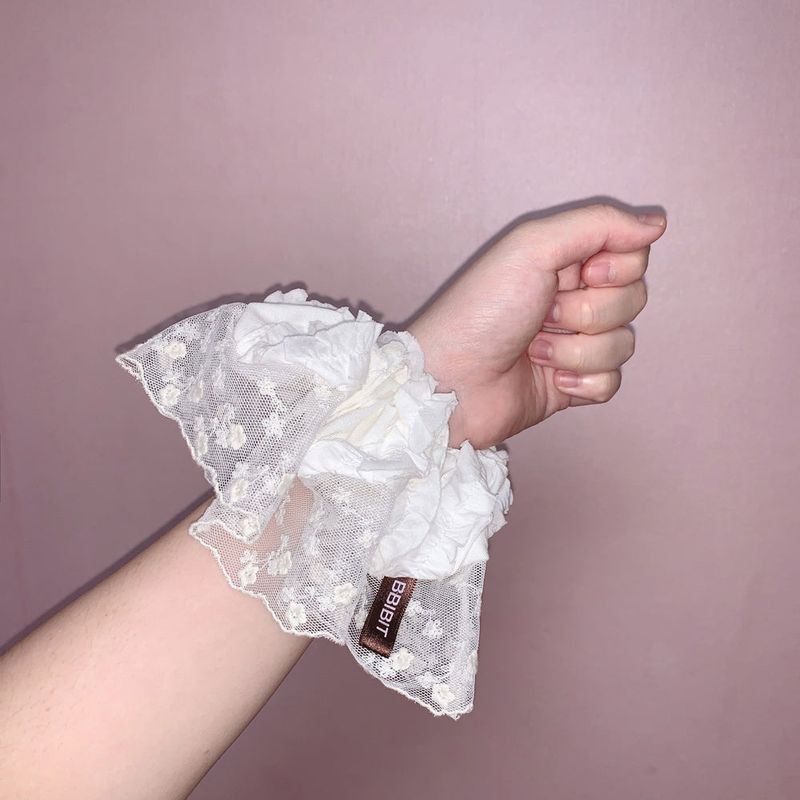Double Lace Scrunchies
