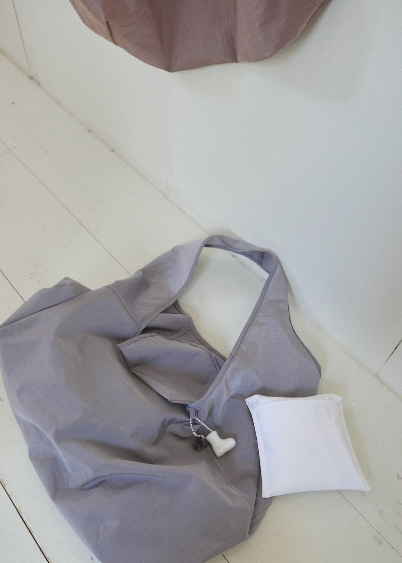 Airy Folding Hobo Bag_White