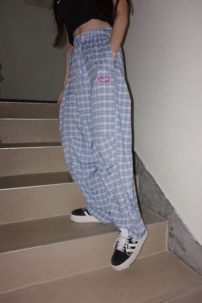 Blue checkered banding wide pants