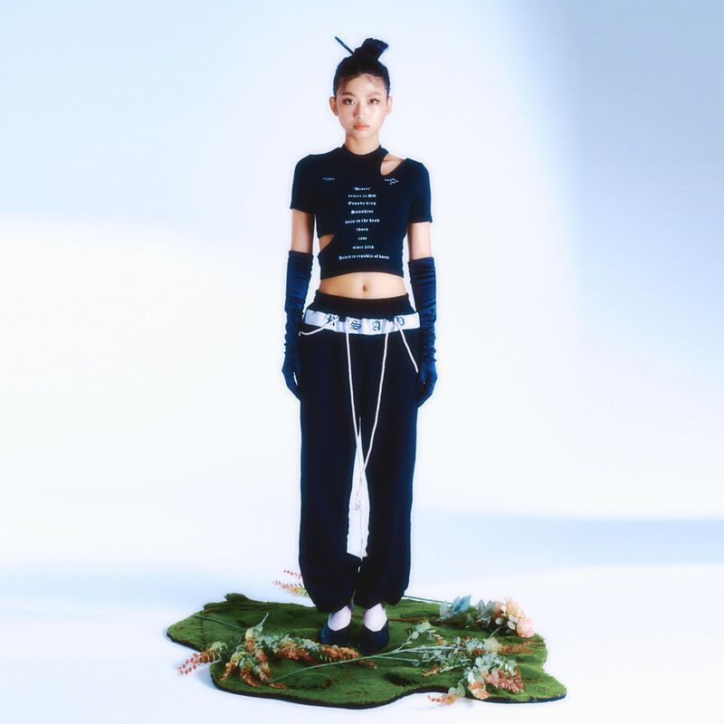 Roseapple（ローズアップル）の「222 Cutout crop t（Tops）」