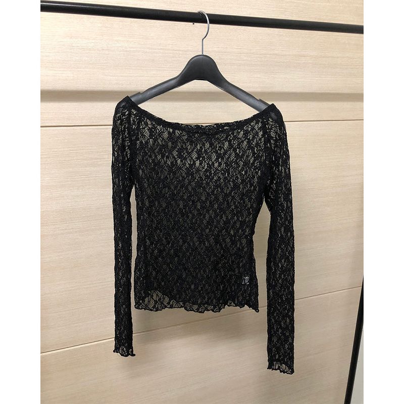 Karin Lace T