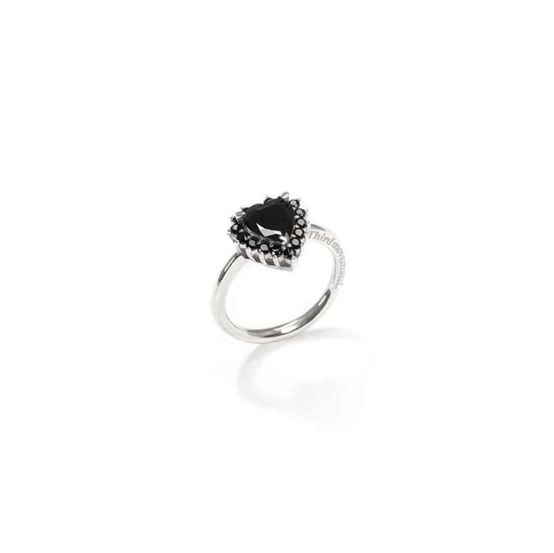 Crystal Heart Ring (Black)