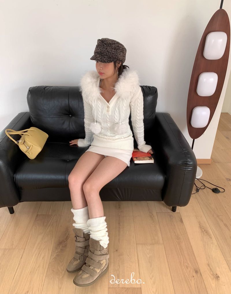 Snow Buddy Hood Twisted Knitwear