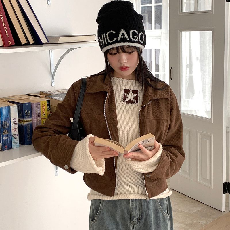 Zeta Lettering Colored Knit Beanie Hat