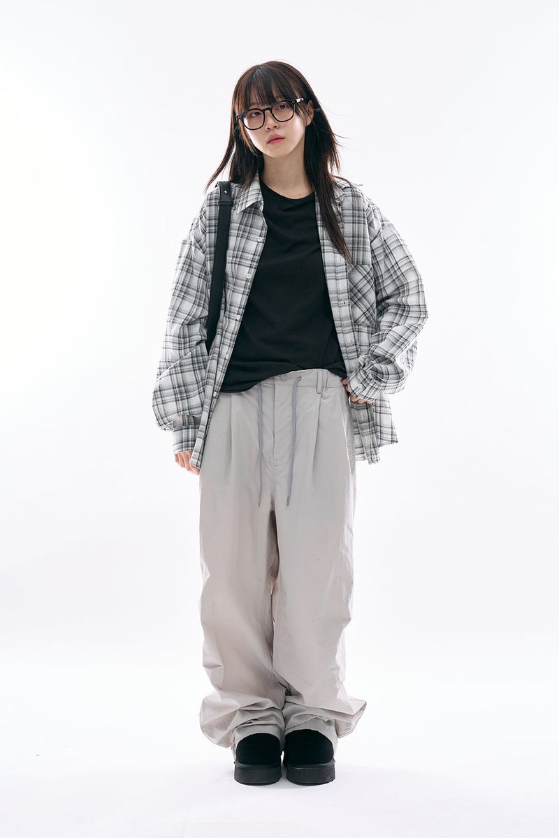 Raucohouse（ラウコハウス）の「Aether rivet snap nylon pants（Pants）」