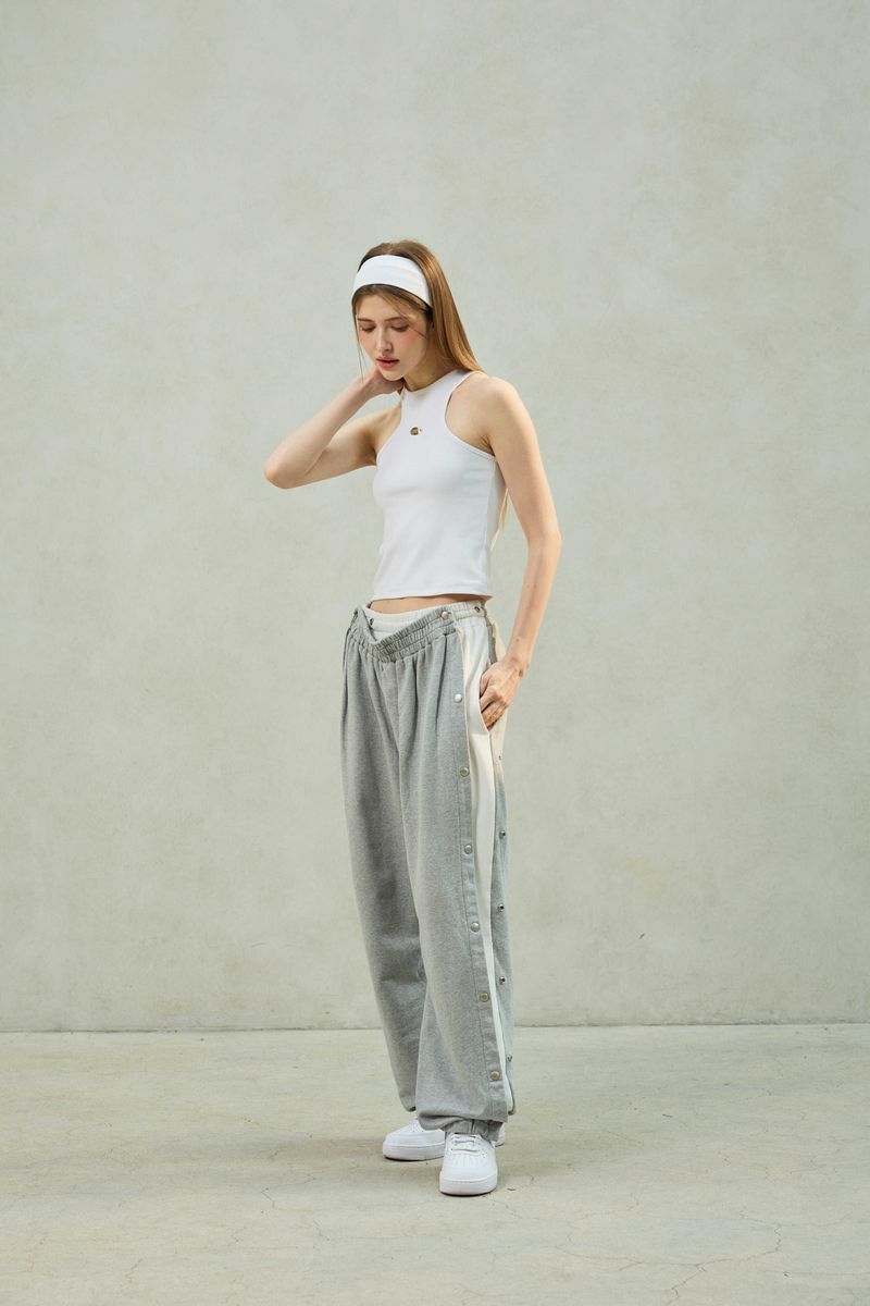 POPPY SLEEVELESS TOP / WHITE