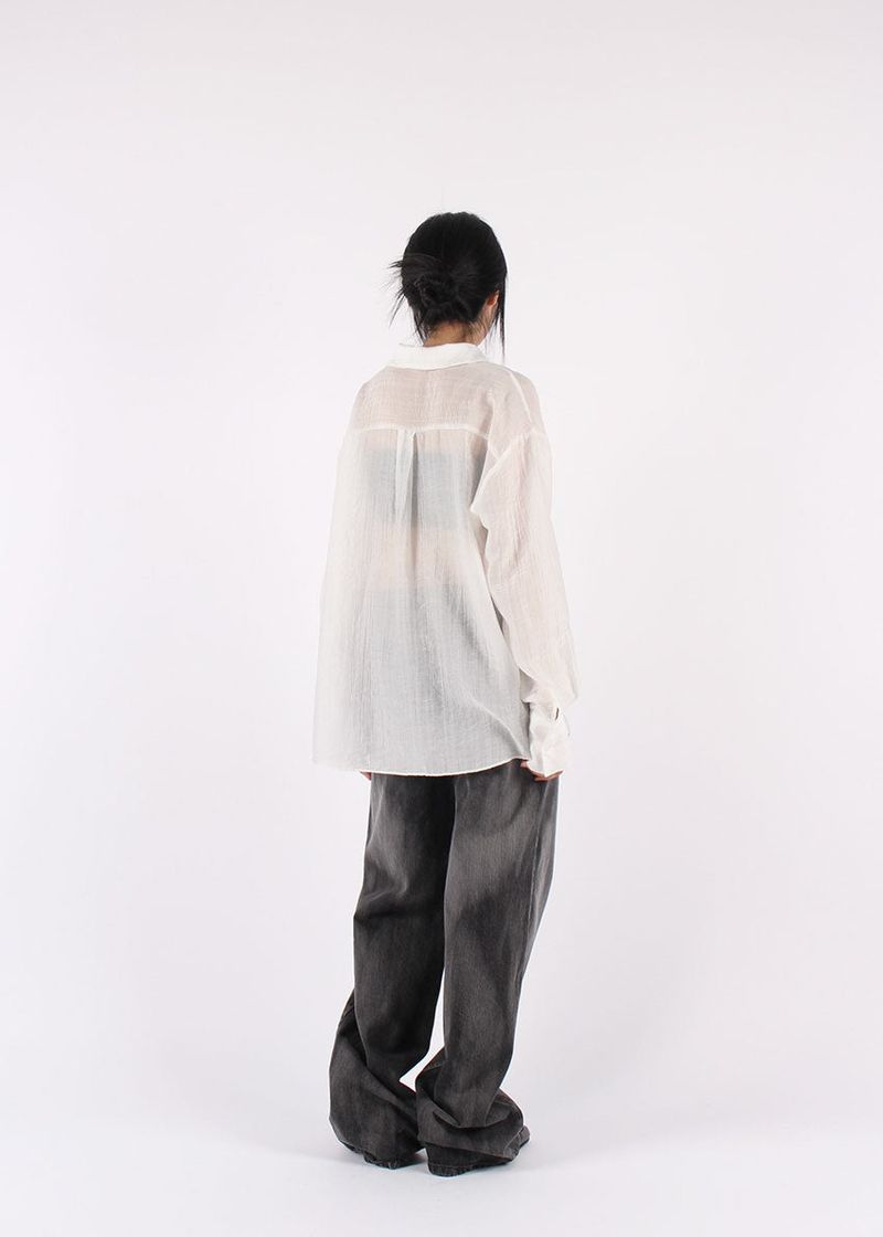 EYELET BLOUSE