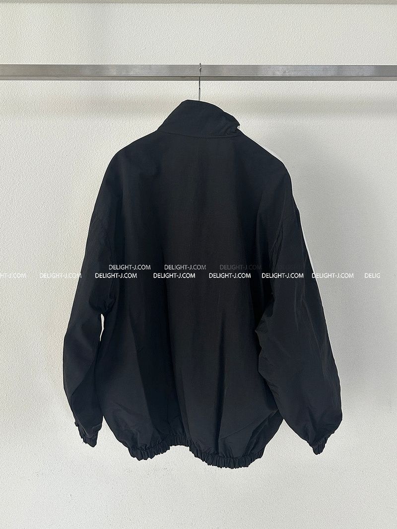 Track reversible double-sided windbreaker