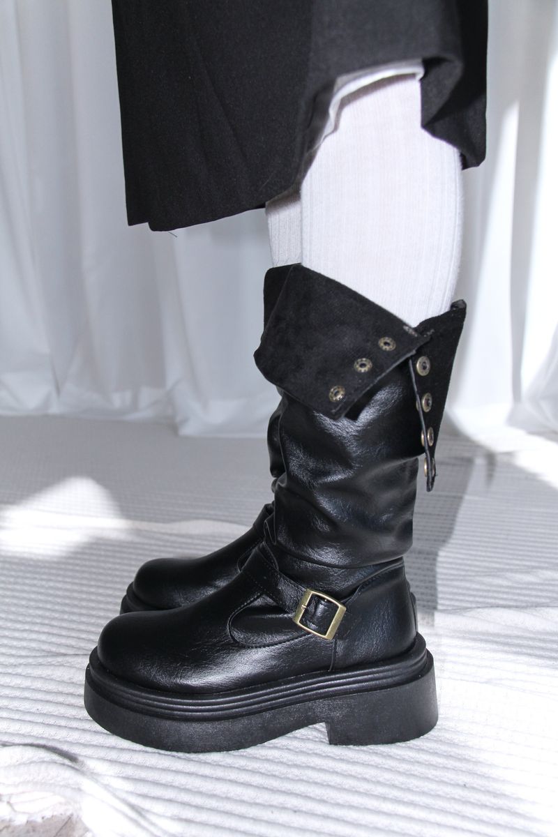 aoyu（アオユ）の「Buckle Leather Half Middle Boots（Shoes）」